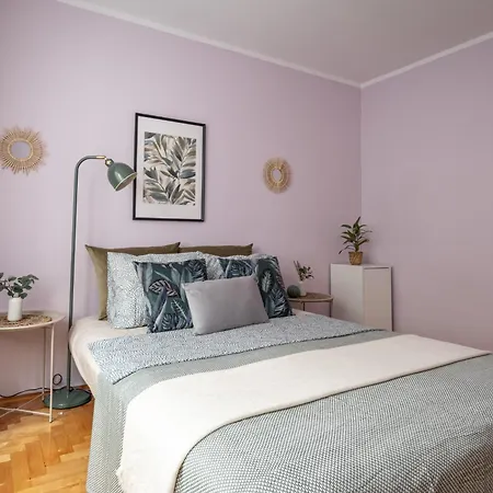 Mia Stepinska Near The Royal Lazienki Apartment *