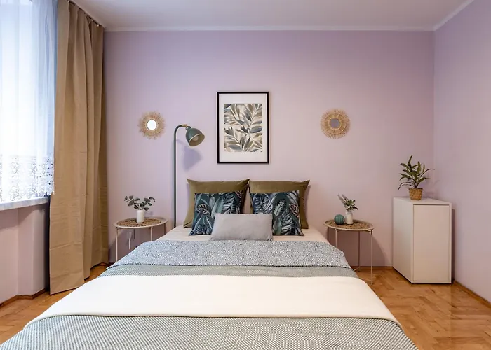 Stępińska Near Royal łazienki By Mia Apartament