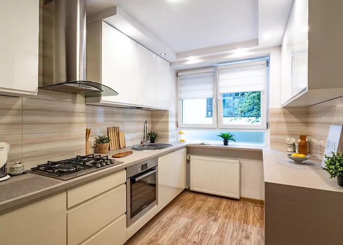 Stępińska Near Royal łazienki By Mia Apartament Warszawa