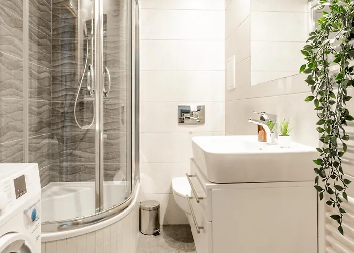 Stępińska Near Royal łazienki By Mia * Warszawa