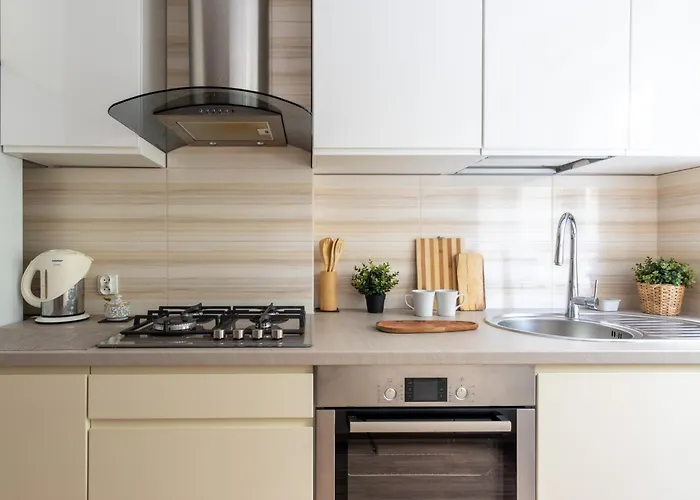 Stępińska Near Royal łazienki By Mia